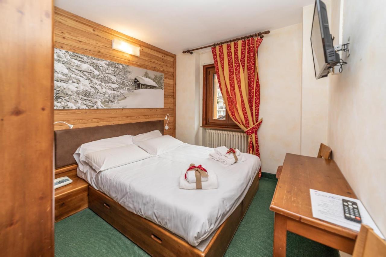Hotel Gran Baita Oulx Kültér fotó
