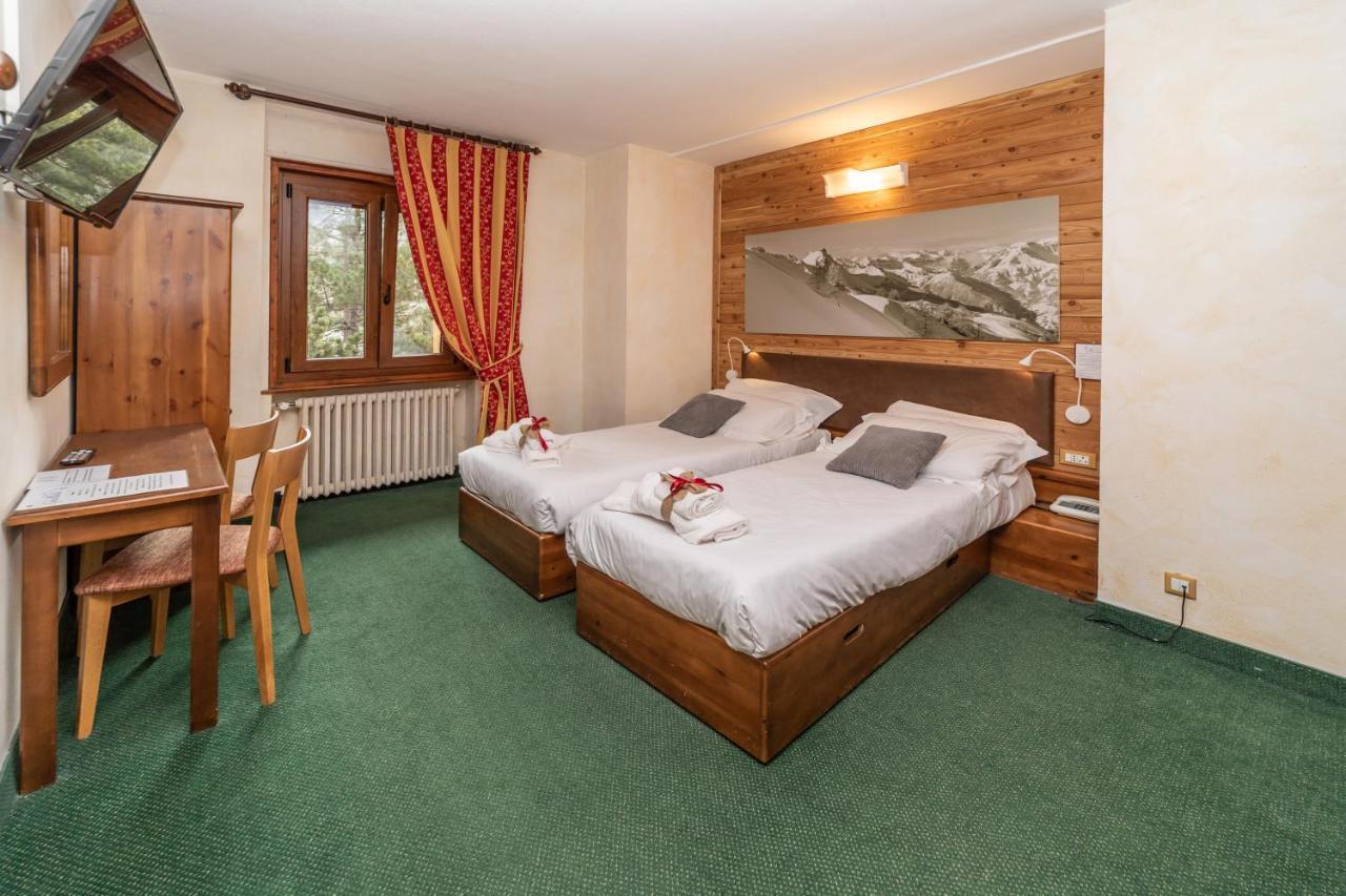 Hotel Gran Baita Oulx Kültér fotó